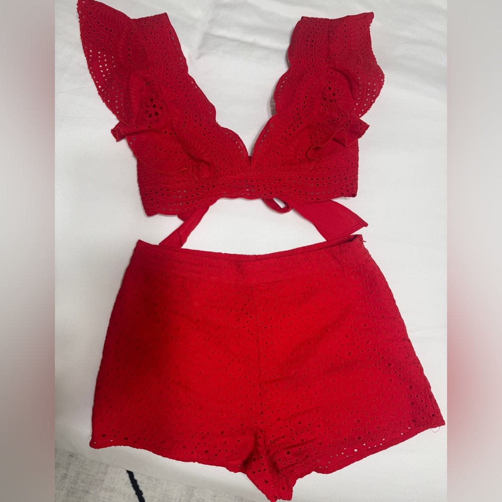 Two piece set